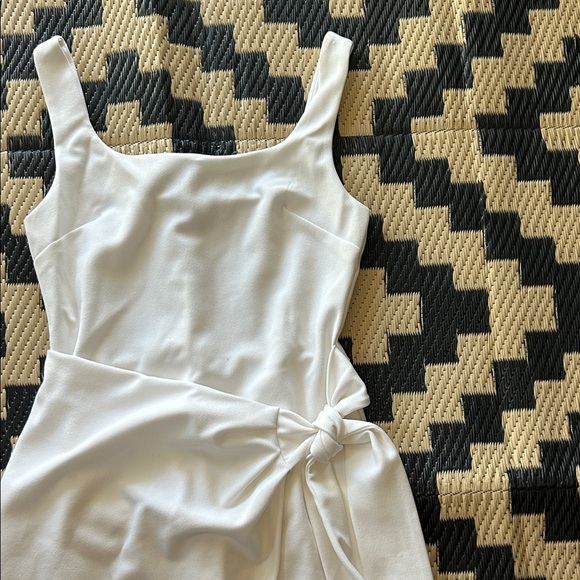 Express Elegant White Sleeveless Mini Dress - Picture 3 of 5
